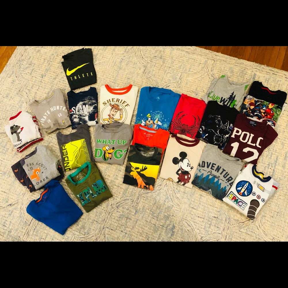 Lot boy shirts fit size 6-8.